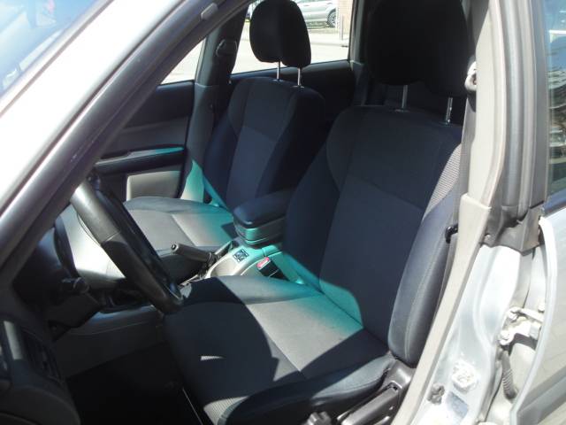 Subaru Forester 2.0 X Comfort AWD met  Audio, Cr. & Cl.control, LM-velgen, PDC en Tr.haak - Thumbnail 4