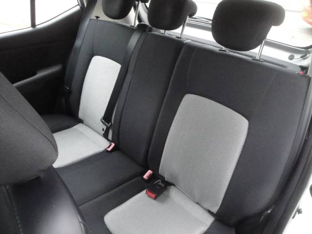 Hyundai i10 1.1i 5-Drs. met o.a. Audio, CPV en El.ramen V. - Thumbnail 5