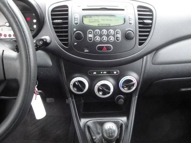 Hyundai i10 1.1i 5-Drs. met o.a. Audio, CPV en El.ramen V. - Thumbnail 11