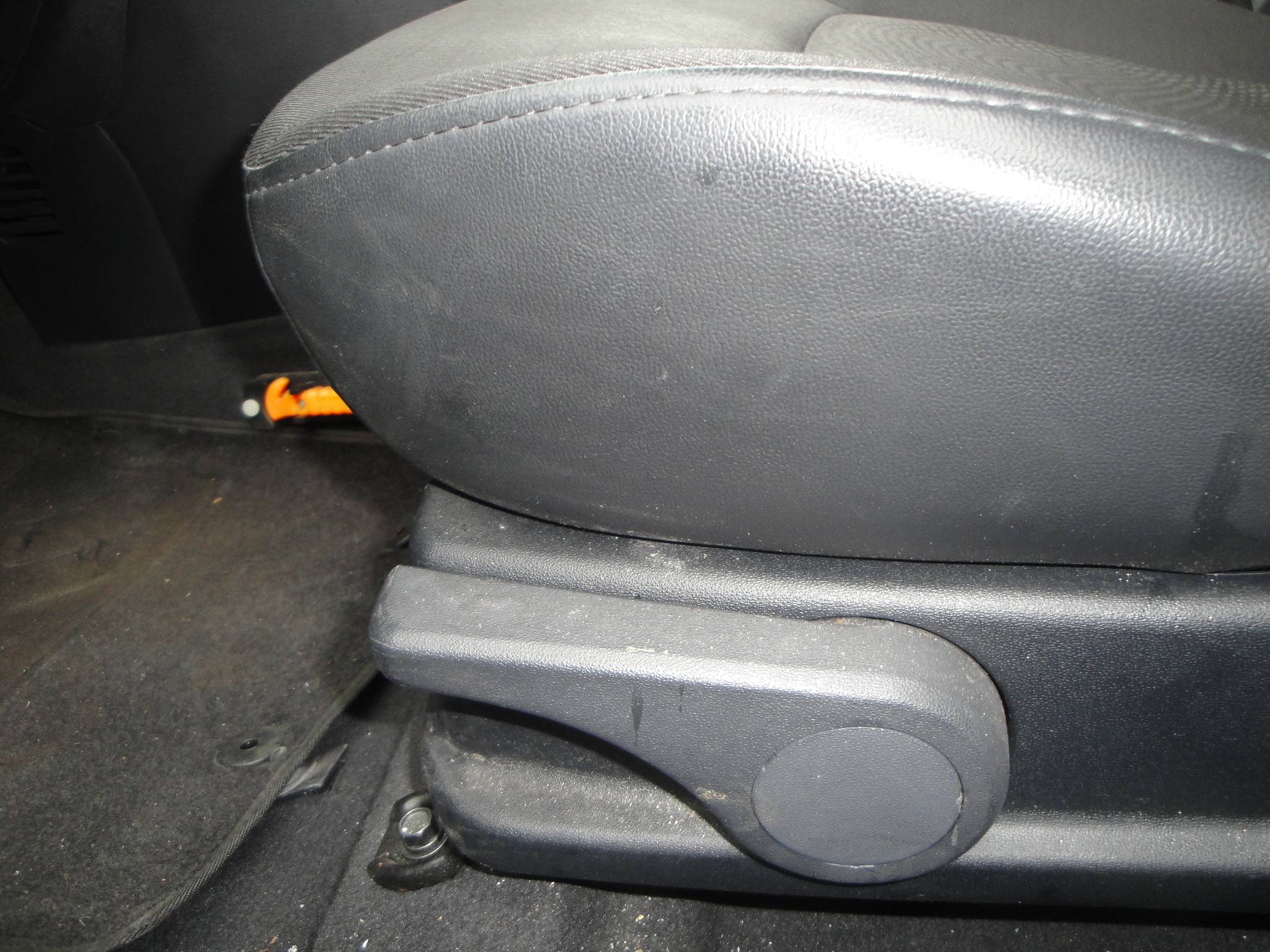 Hyundai i10 1.1 i-Drive 5-Drs. Cool  met o.a. Airco, Audio, LM-velgen, etc. - Thumbnail 8