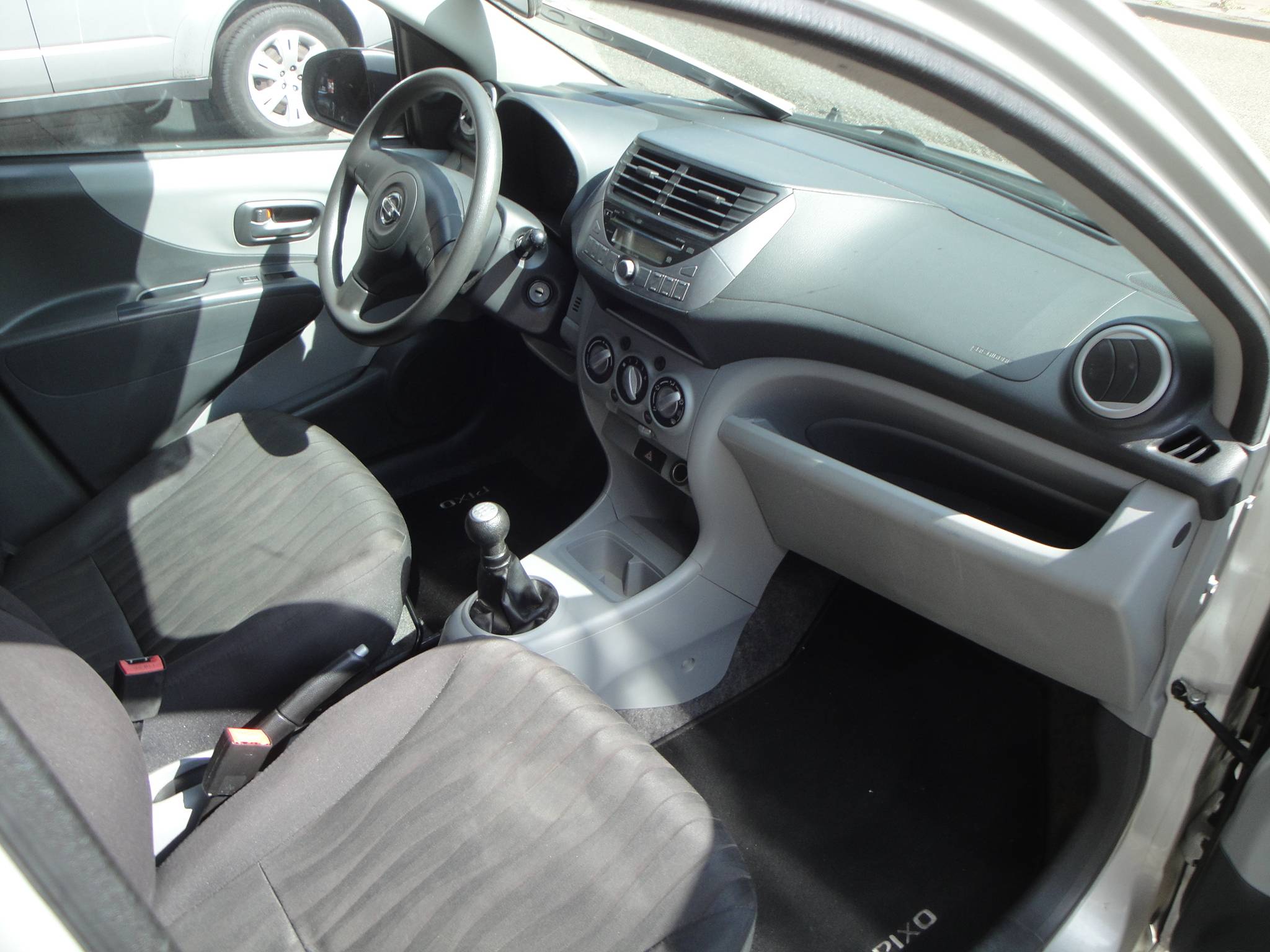 Nissan Pixo 1.0 5-Drs. met oa. Audio én nw. Koppeling. - Thumbnail 5