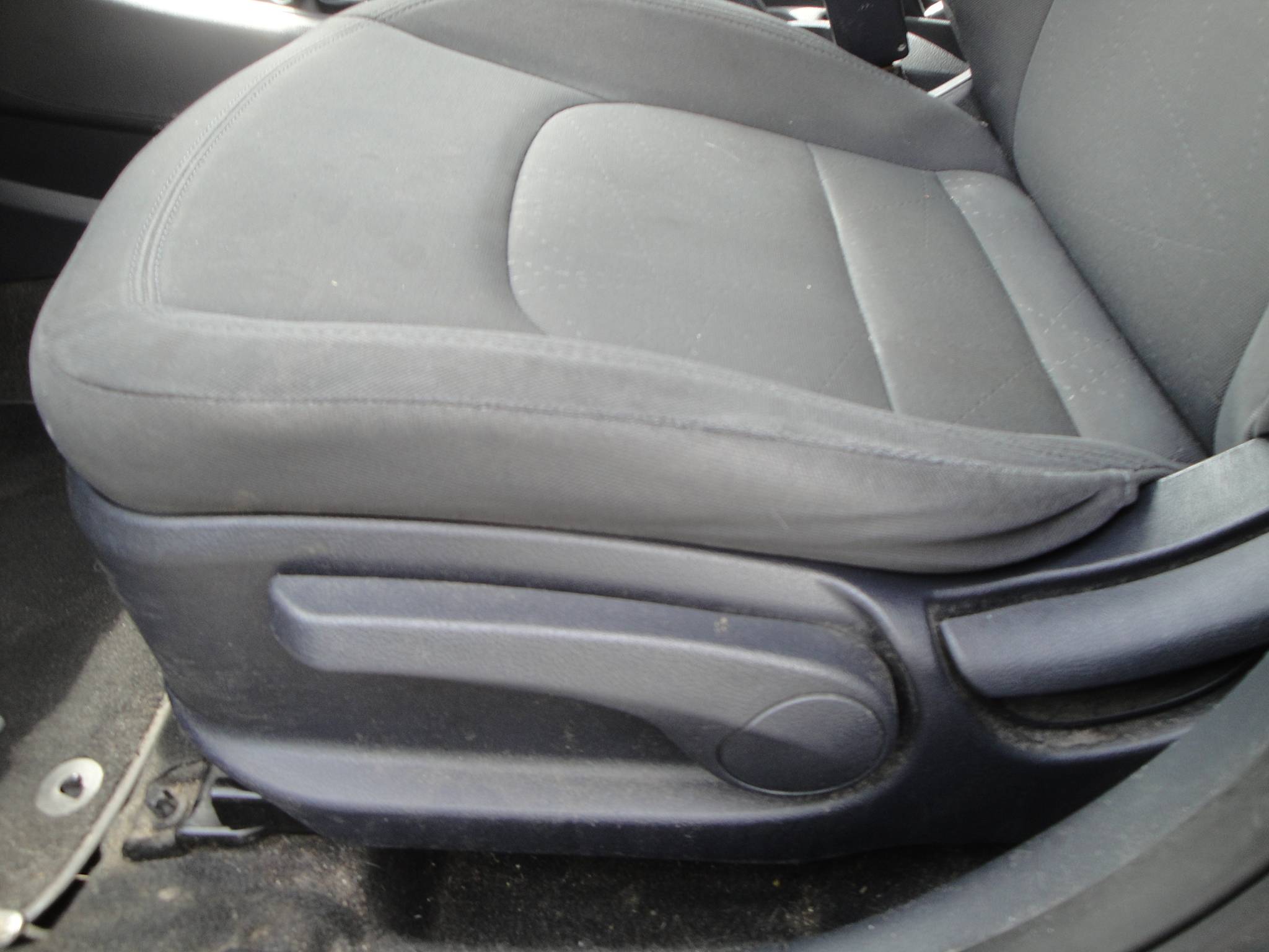 Kia Rio 1.2 5-Drs. met o.a. Audio, Airco en Cr.Control. - Thumbnail 9