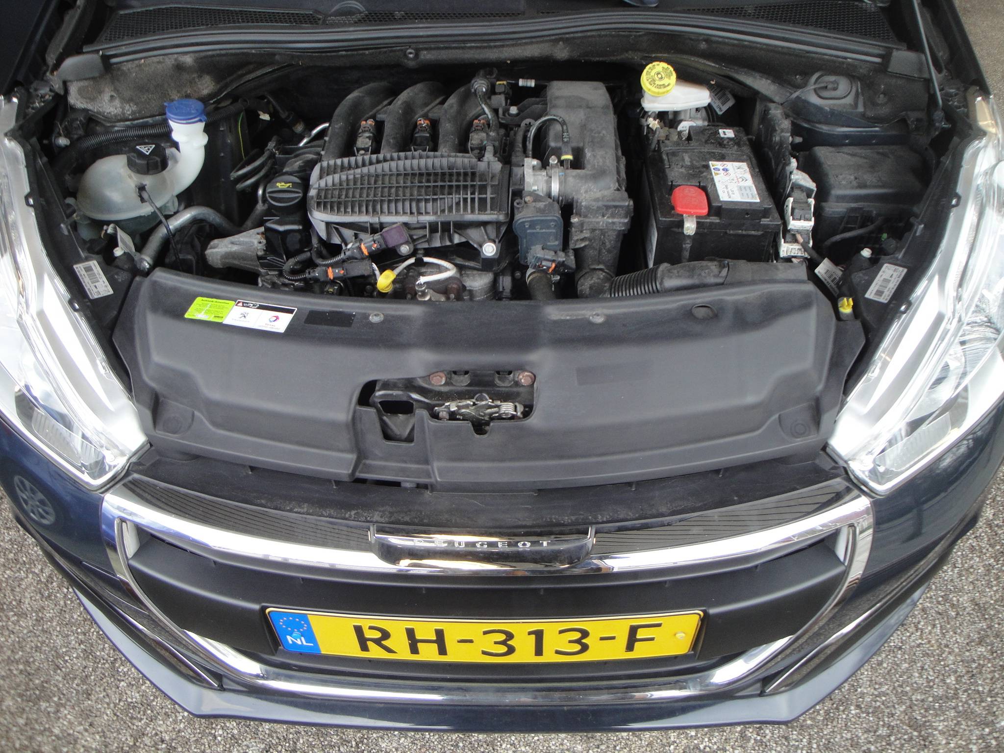 Peugeot 208 1.2 PureTech (1eEig.) Blue Lion 5-Drs. met o.a. Airco, Audio, Cr.Control, Nav. én nw. D.riem!! - Thumbnail 14