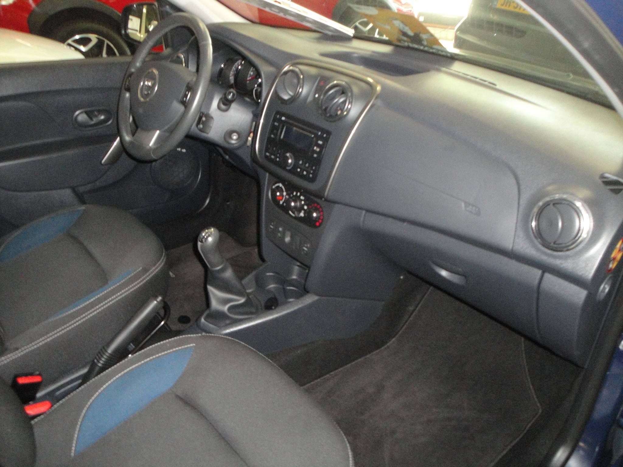 Dacia Sandero 0.9 TCe 5-Drs met o.a. Audio, Airco, Cr.Control, P.sens. A., LM-velgen, etc. - Thumbnail 10