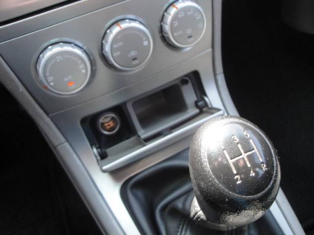 Subaru Forester 2.0 X Comfort AWD met  Audio, Cr. & Cl.control, LM-velgen, PDC en Tr.haak - Thumbnail 17