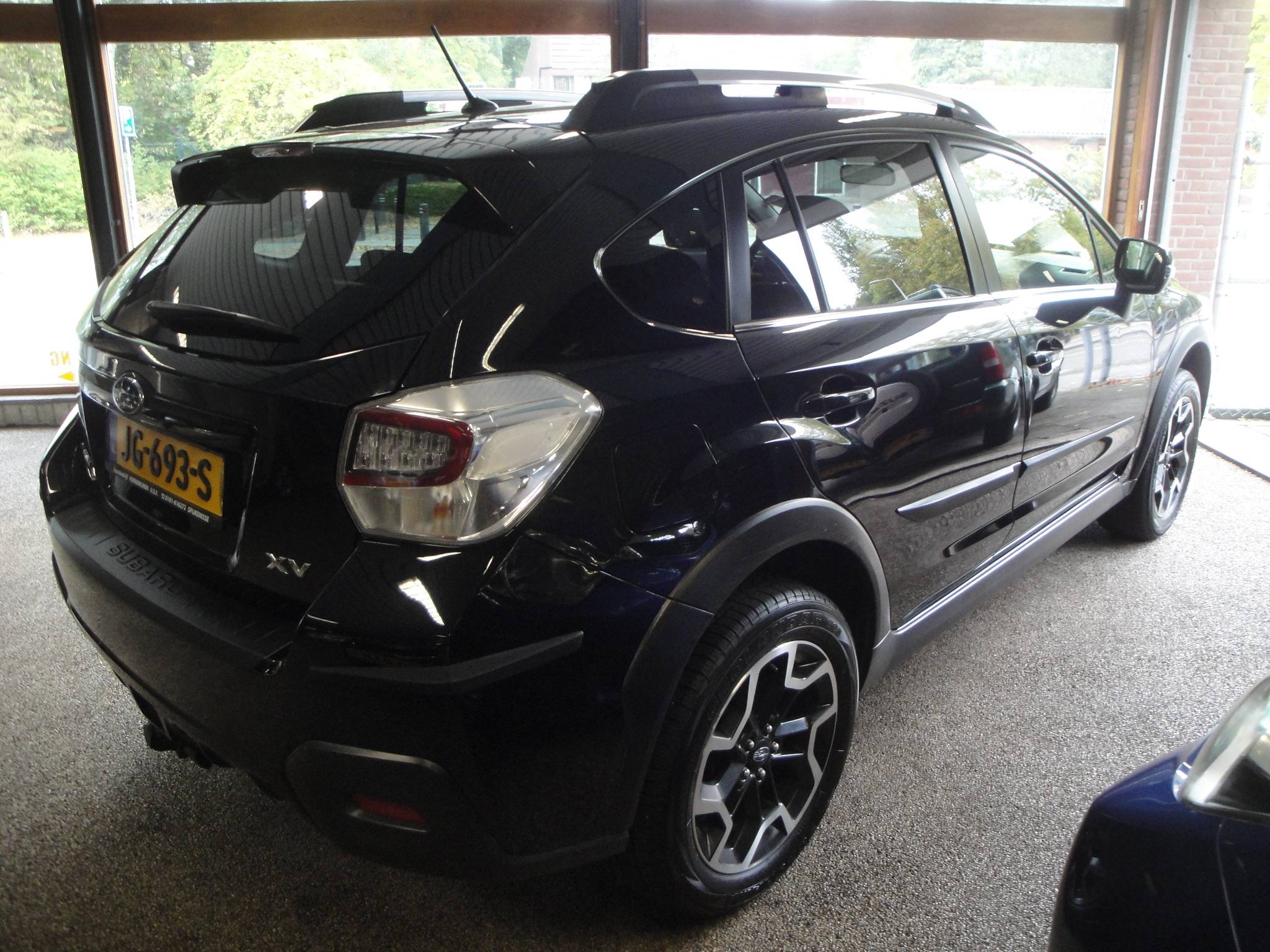 Subaru XV 2.0 Comfort CVT AWD met Airco/Cl.- en Cruise-Control, LM-velgen, Trekh., etc - Thumbnail 3