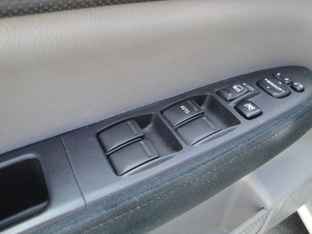 Subaru Forester 2.0 X Comfort AWD met  Audio, Cr. & Cl.control, LM-velgen, PDC en Tr.haak - Thumbnail 11