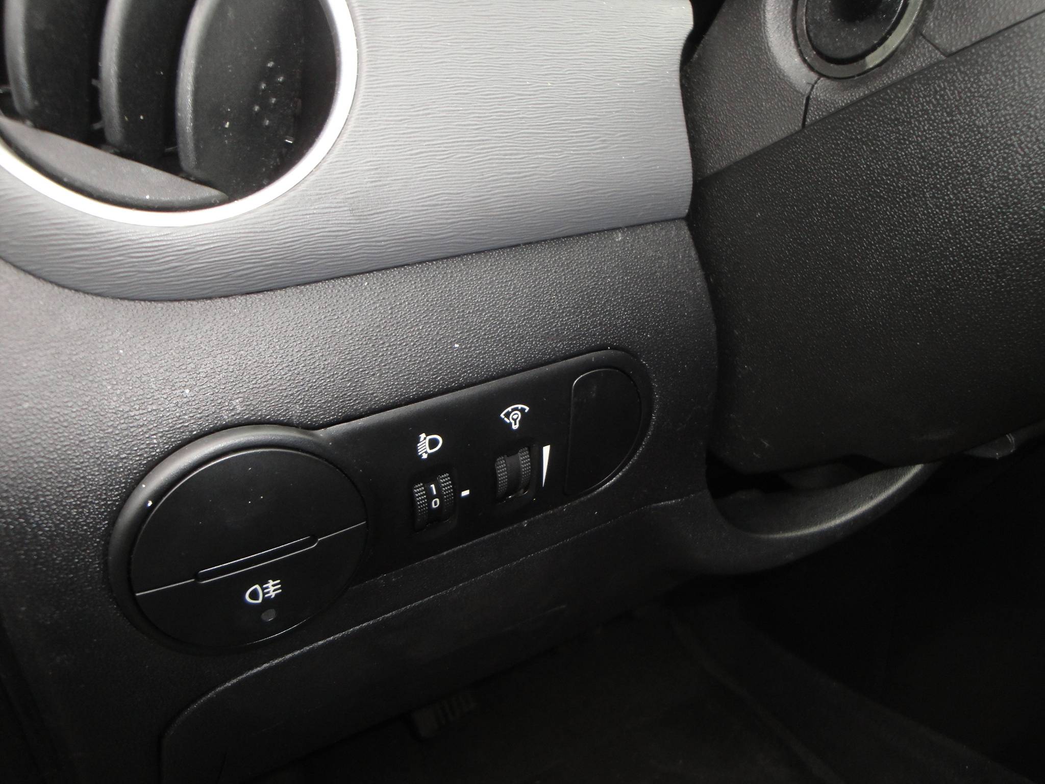 Hyundai i10 1.1 i-Drive 5-Drs. Cool  met o.a. Airco, Audio, LM-velgen, etc. - Thumbnail 7
