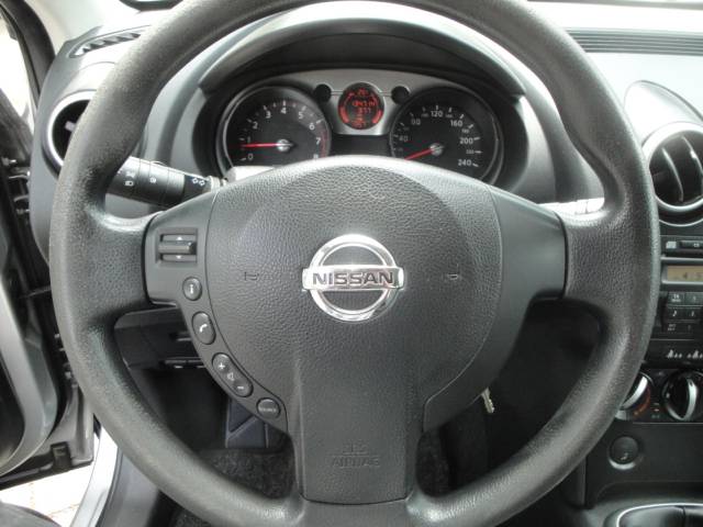 Nissan Qashqai 1.6 met o.a. Airco, A-Parkeersensoren & 17"LM-velgen. - Thumbnail 8