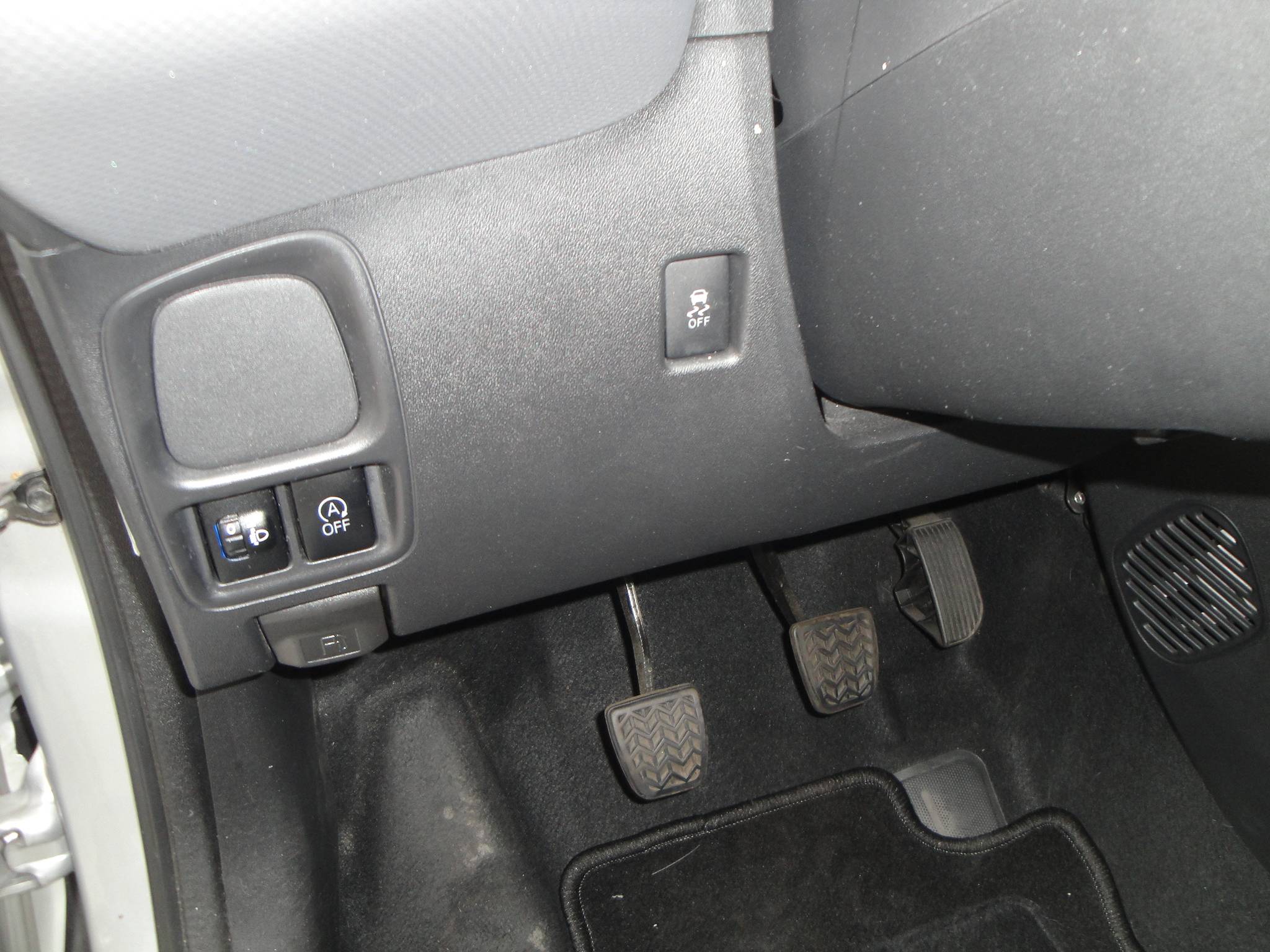 Peugeot 108 1.0 VTi 5-Drs. (10-2019) incl. Audio, Airco, etc. - Thumbnail 12