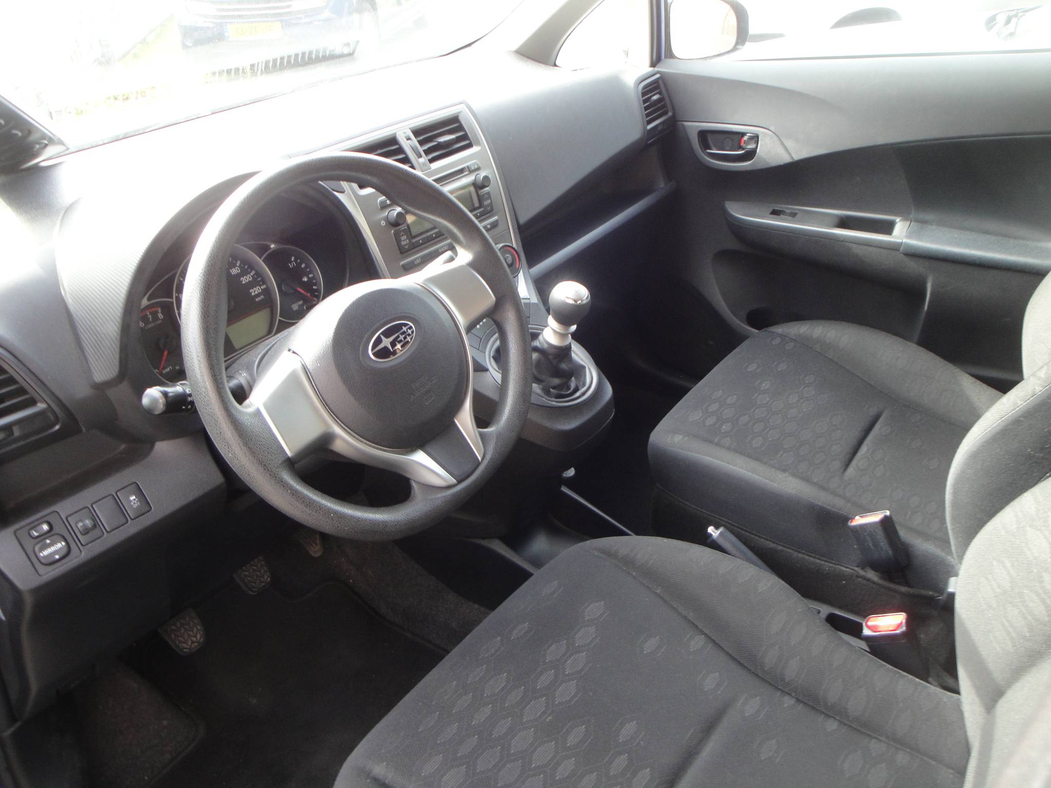 Subaru Trezia 1.3 Comfort (70.500KM) 5-Drs. met o.a. Trekh. & Park.sensoren A. - Thumbnail 6