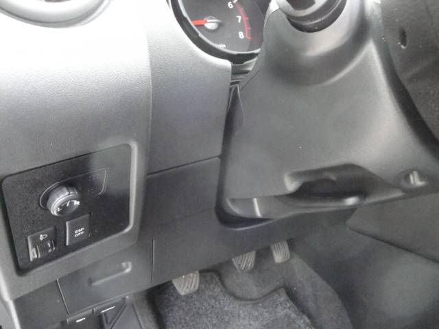 Nissan Qashqai 1.6 met o.a. Airco, A-Parkeersensoren & 17"LM-velgen. - Thumbnail 7