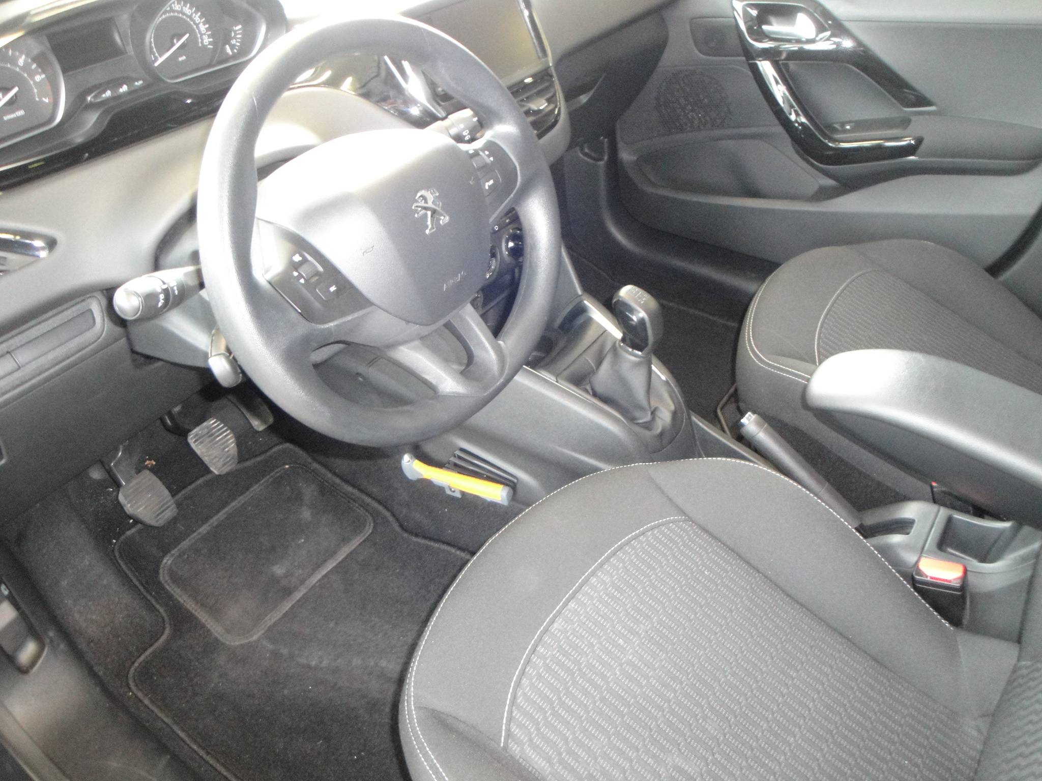 Peugeot 208 1.2 PureTech (1eEig.) Blue Lion 5-Drs. met o.a. Airco, Audio, Cr.Control, Nav. én nw. D.riem!! - Thumbnail 17