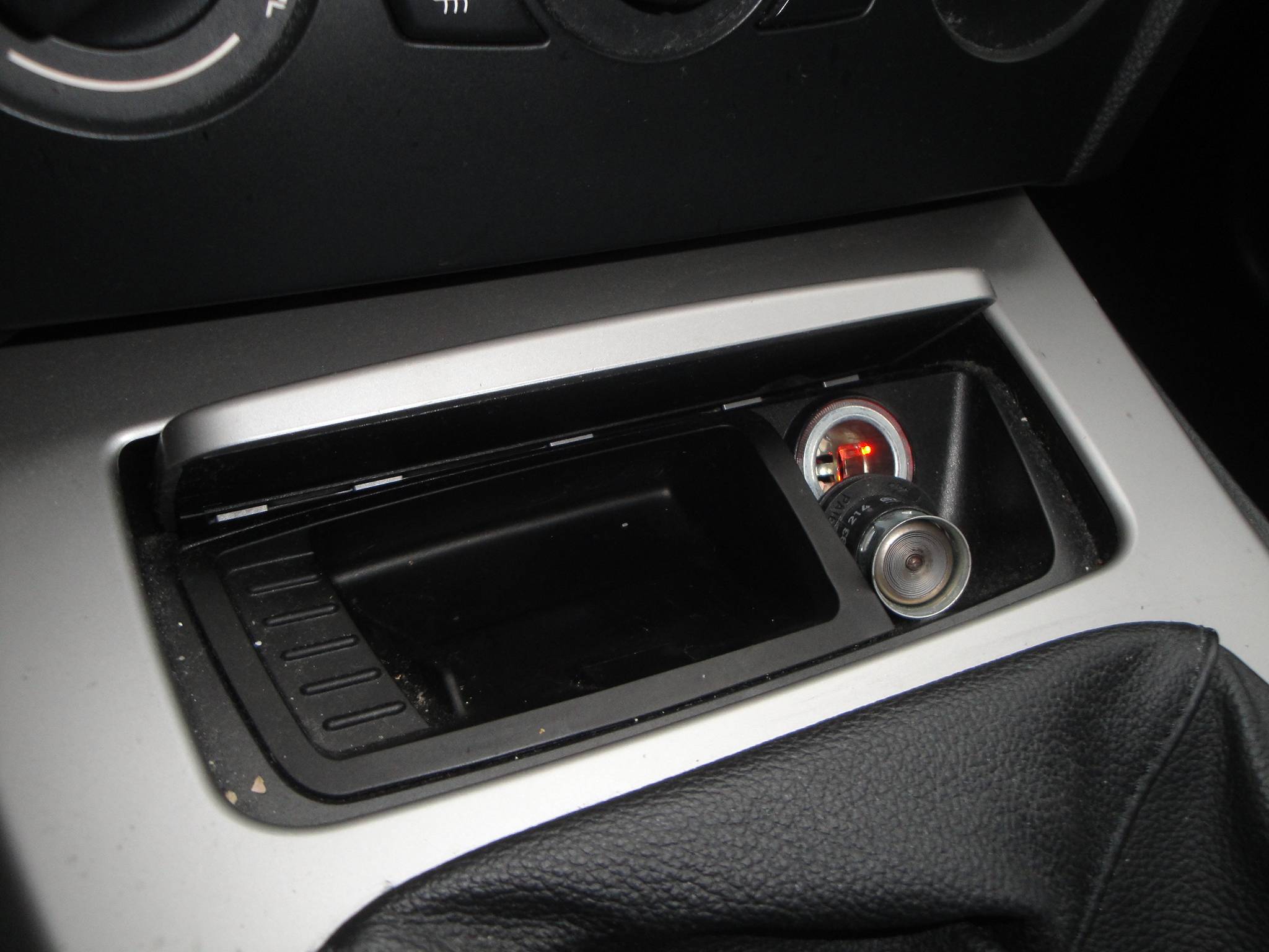 BMW 320i 2.0i 6-Sp. 4-Drs. Sedan (Zéér netjes, niet in gerookt) met o.a. Airco, Audio, LM-velgen, etc. & nw. APK. - Thumbnail 17